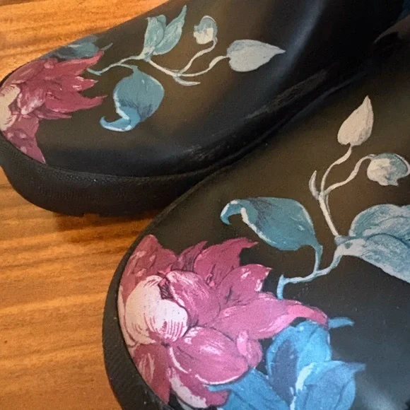 Joules Women’s Molly Welly Black Botanical Floral Rain Boots 39 8 M Mid Height - Picture 4 of 10